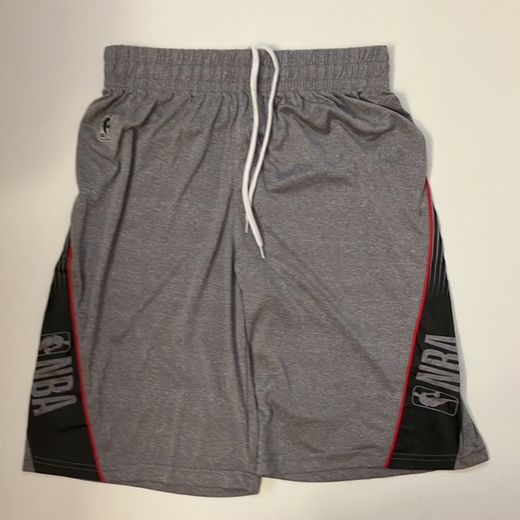 NBA grey basketball shorts size small - Picture 4 of 6